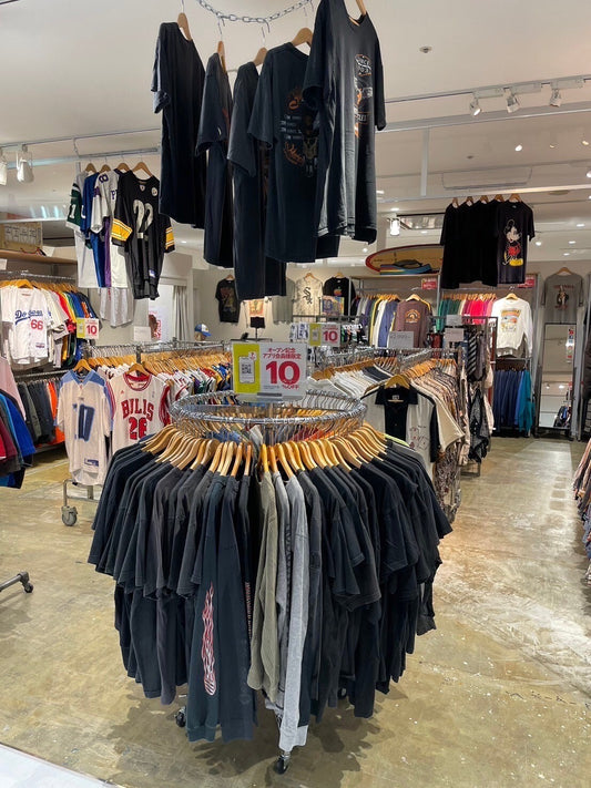 WEGO VINTAGE横浜ワールドポーターズ店