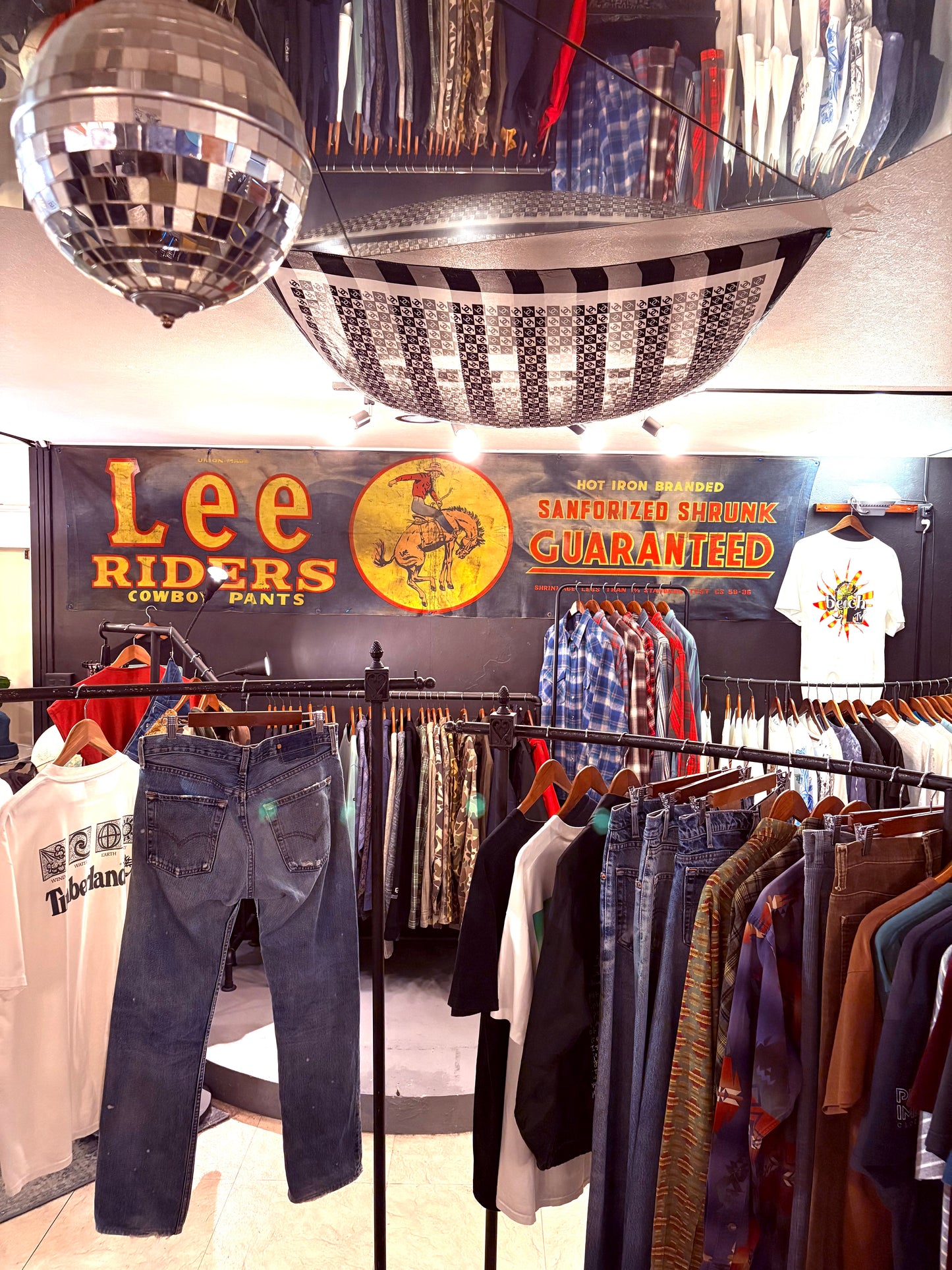 ReGARD vintage and used clothing store