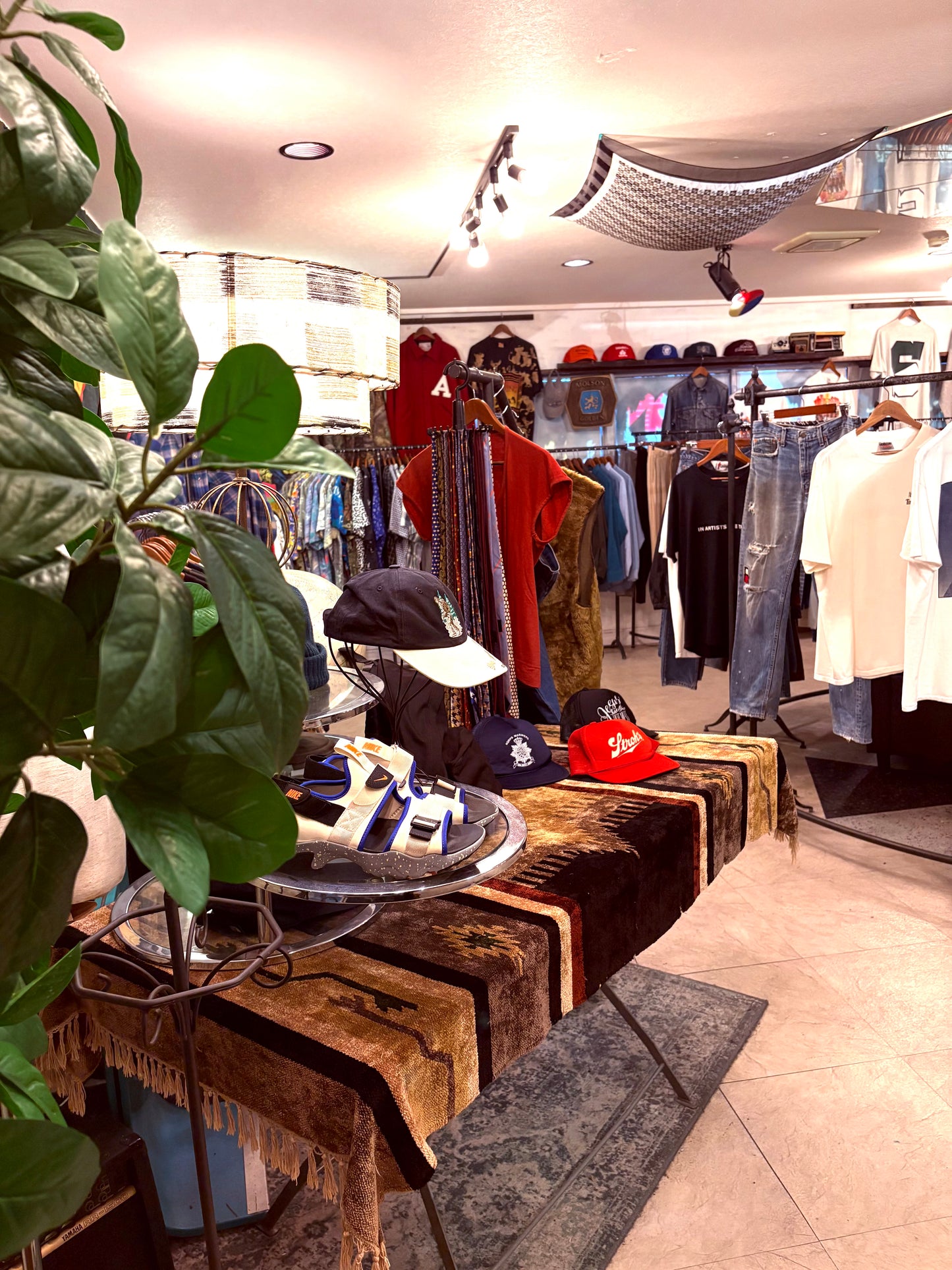ReGARD vintage and used clothing store