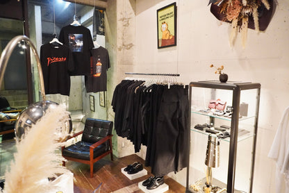 USED CLOTHING HOUSE A
