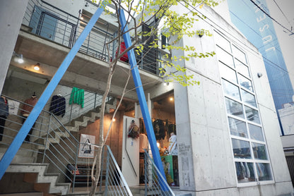 USED CLOTHING HOUSE A